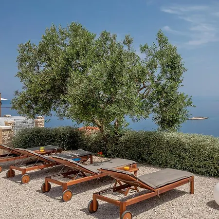 Villa Brig By Guide *