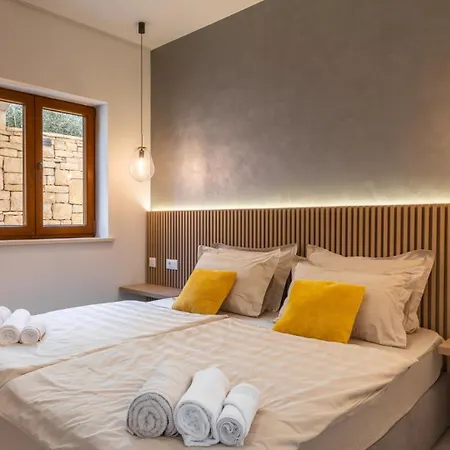 Brig By Guide ヴィラ