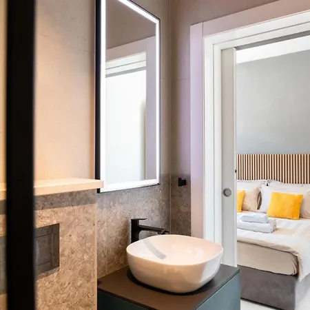 ヴィラ Brig By Guide