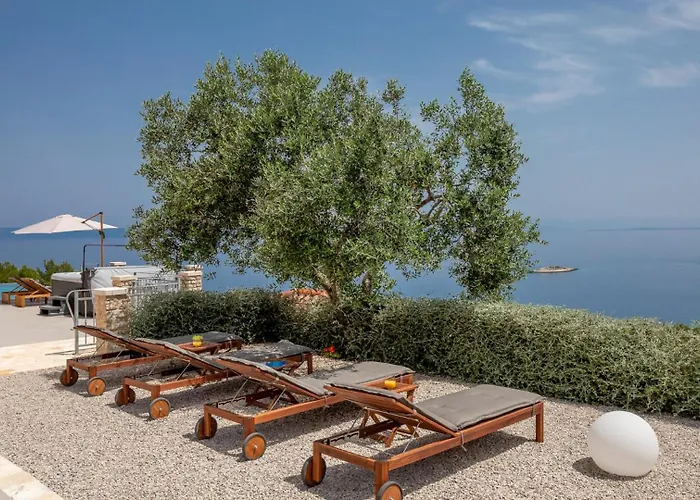 Villa Brig By Guide *